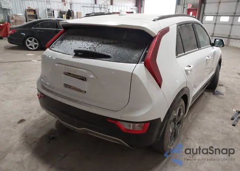 2024 Kia Niro Ev Wind z USA, uszkodzony, nr VIN KNDCR3L10R5101726